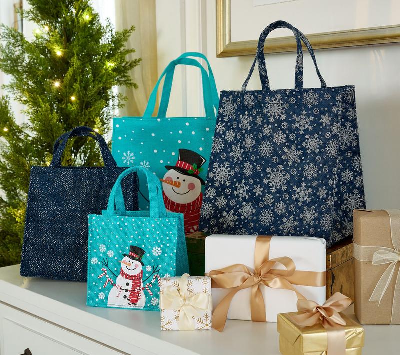 Snowelle™ 12-Pack Reusable Gift Totes